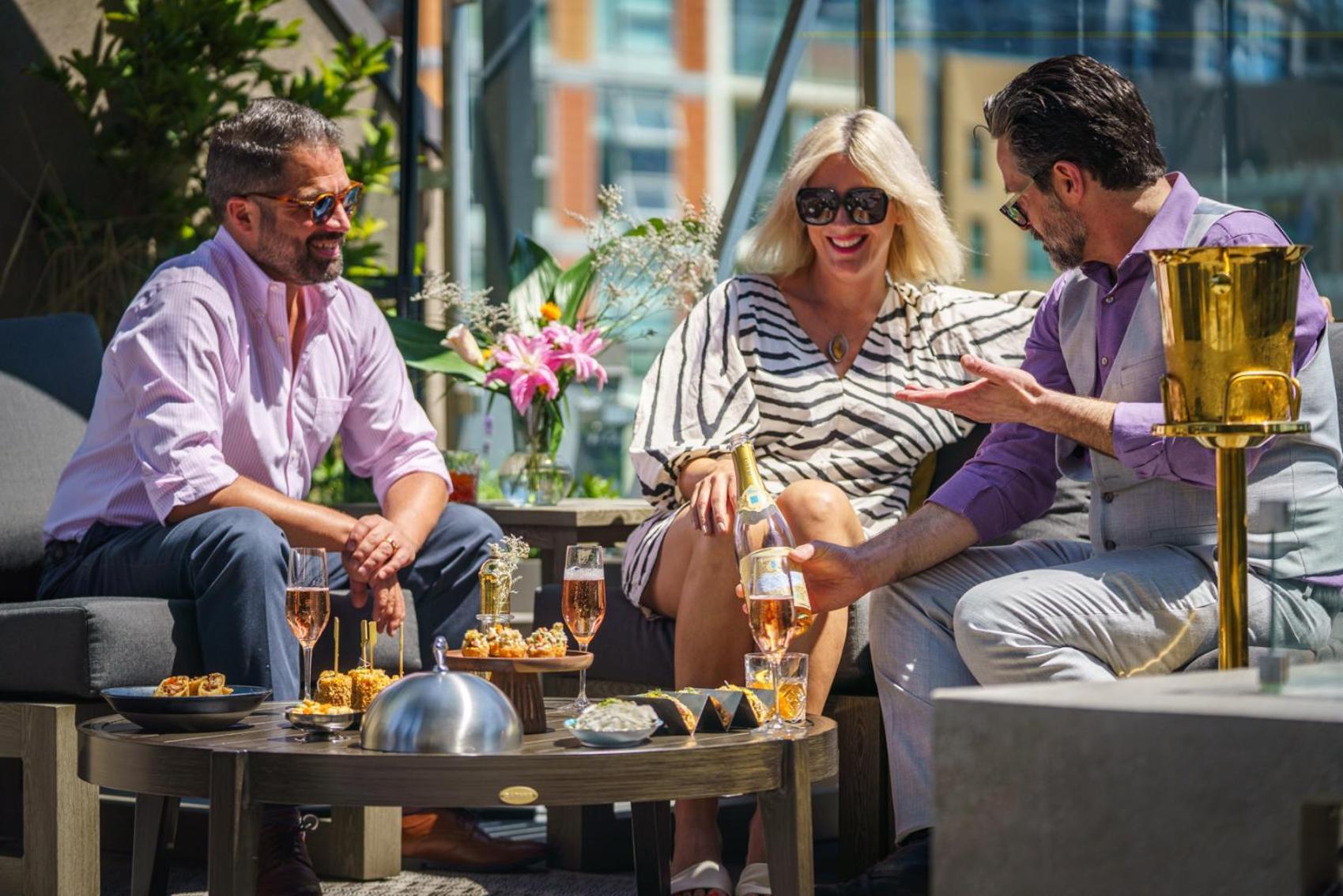 The Parker Hotel And Rooftop Vancouver Ngoại thất bức ảnh
